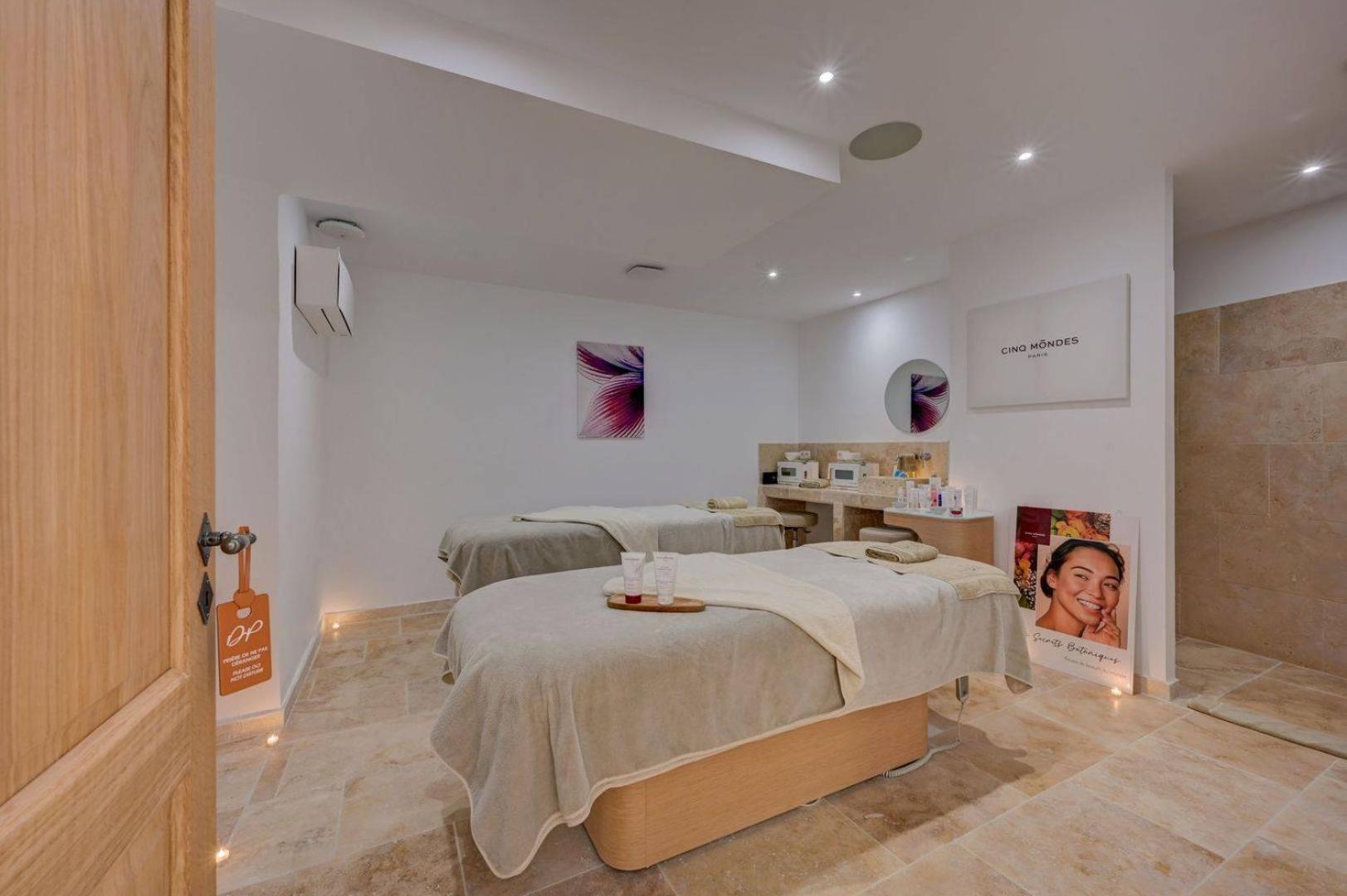Domaine De Privadiere & Spa 위제 외부 사진