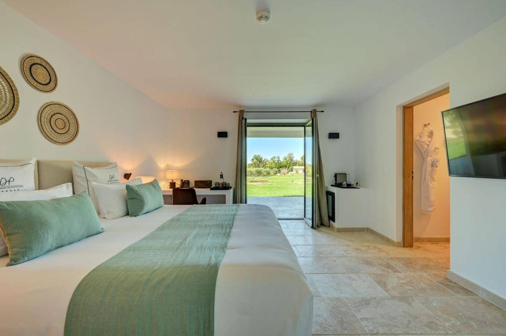 Domaine De Privadiere & Spa 위제 외부 사진